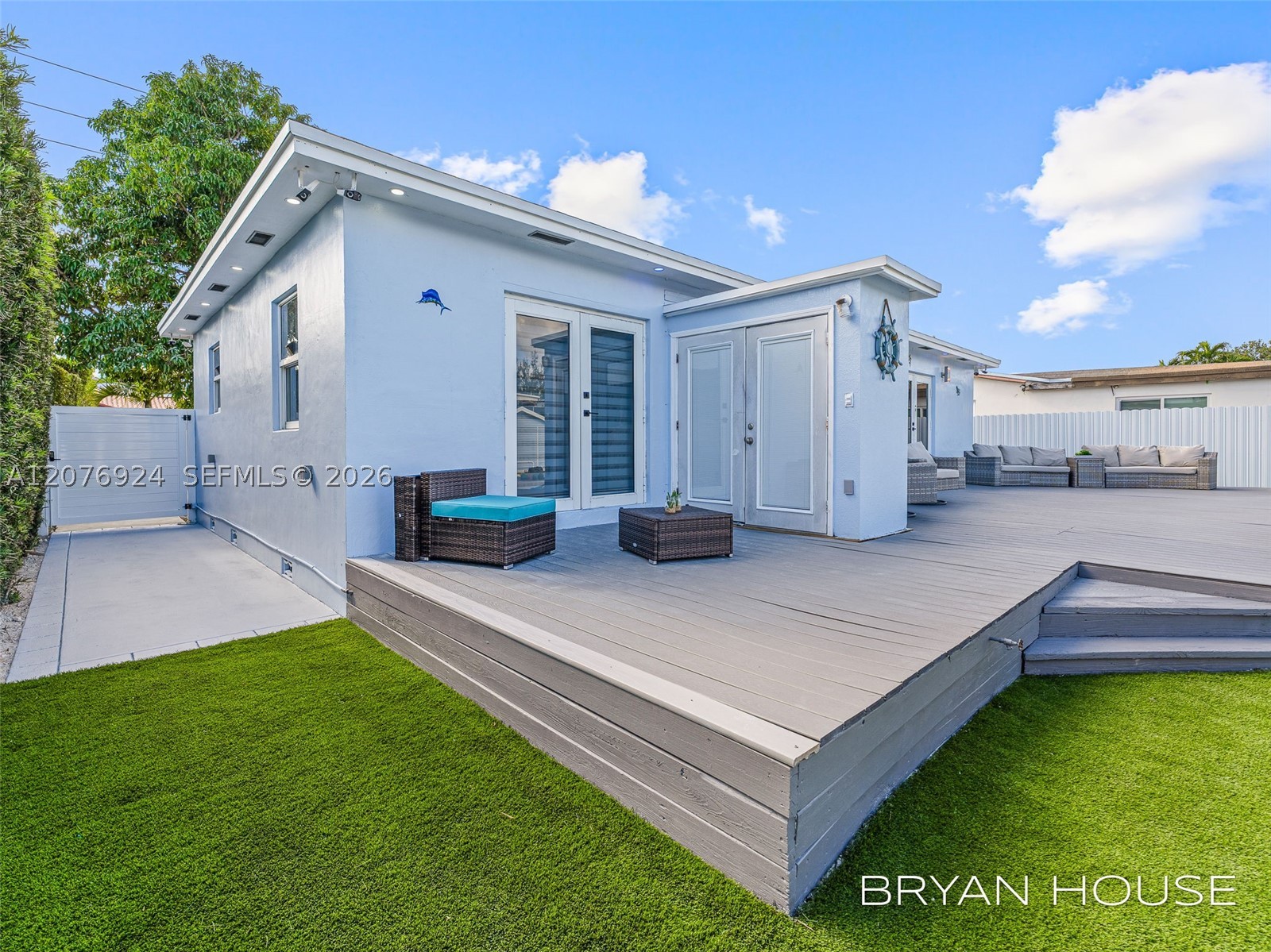 3341 NW 20th St, Miami FL 33142