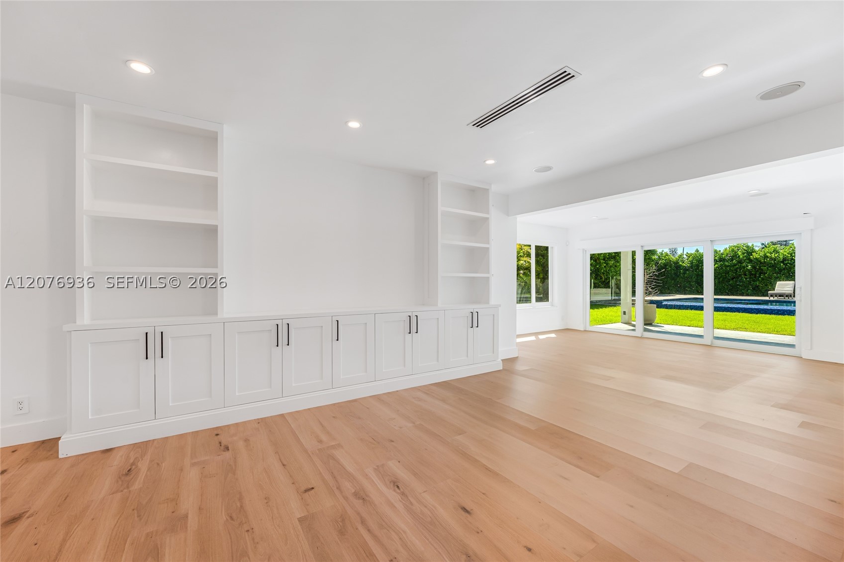 740 S Shore Dr, Miami Beach FL 33141