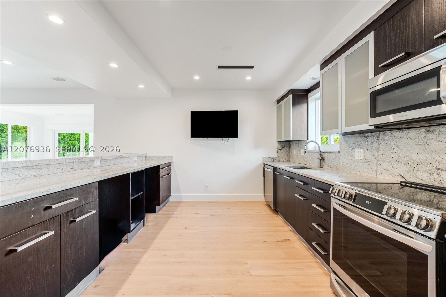 740 S Shore Dr, Miami Beach FL 33141