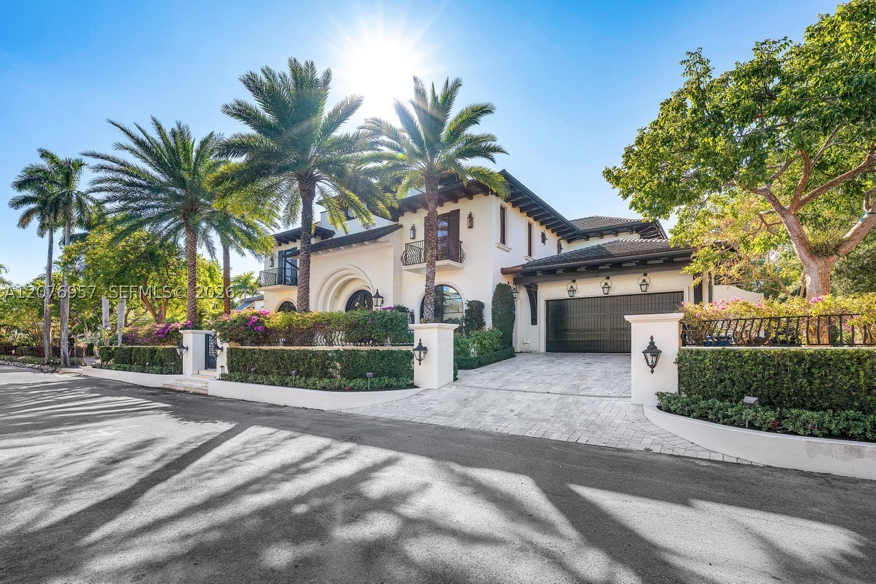 633 Isle Of Palms Dr, Fort Lauderdale FL 33301