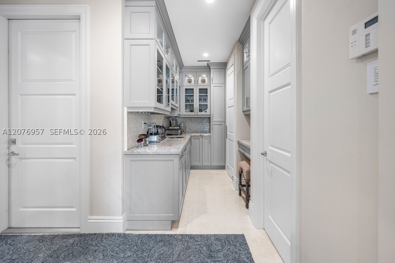 633 Isle Of Palms Dr, Fort Lauderdale FL 33301