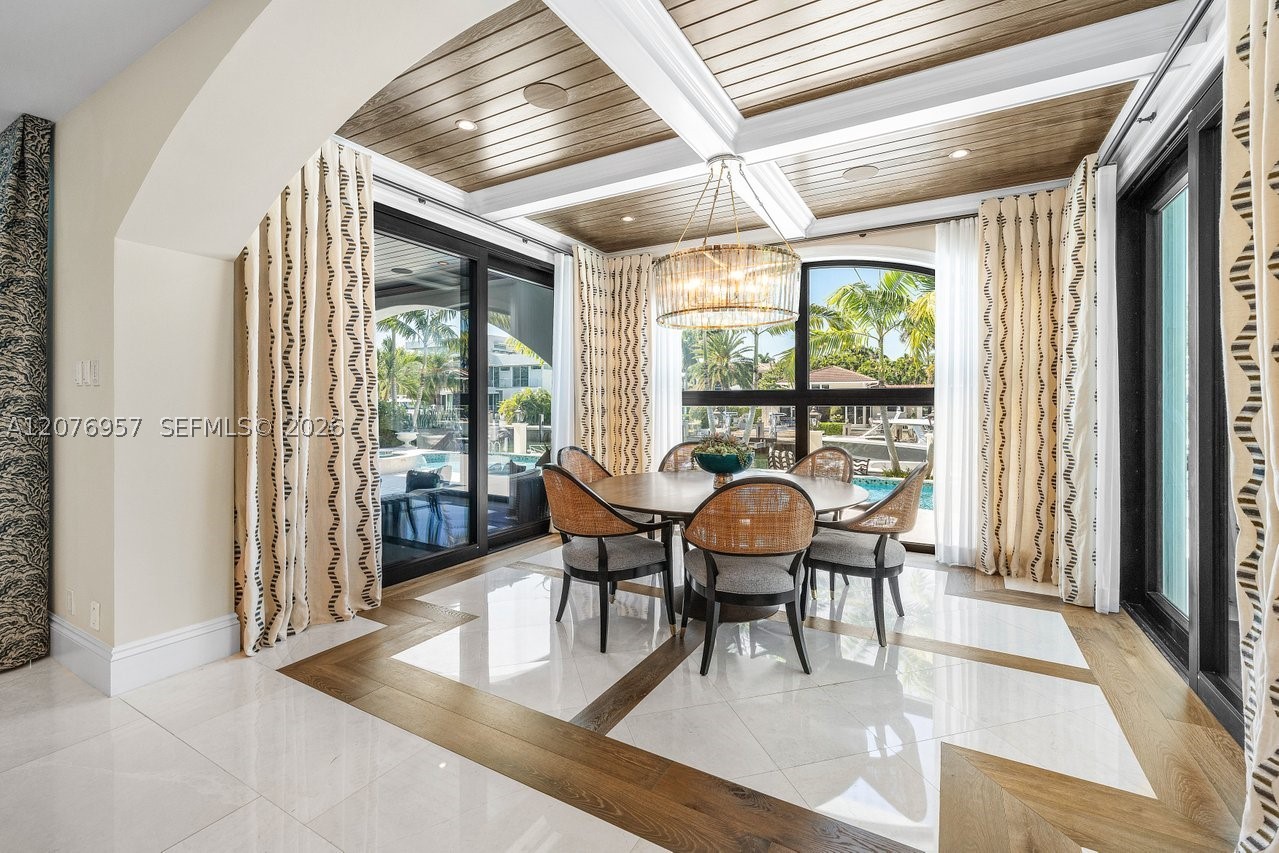 633 Isle Of Palms Dr, Fort Lauderdale FL 33301