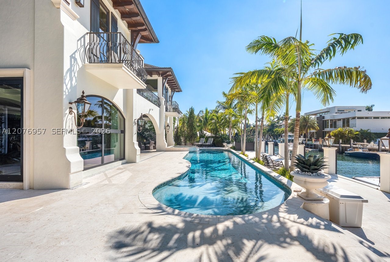 633 Isle Of Palms Dr, Fort Lauderdale FL 33301