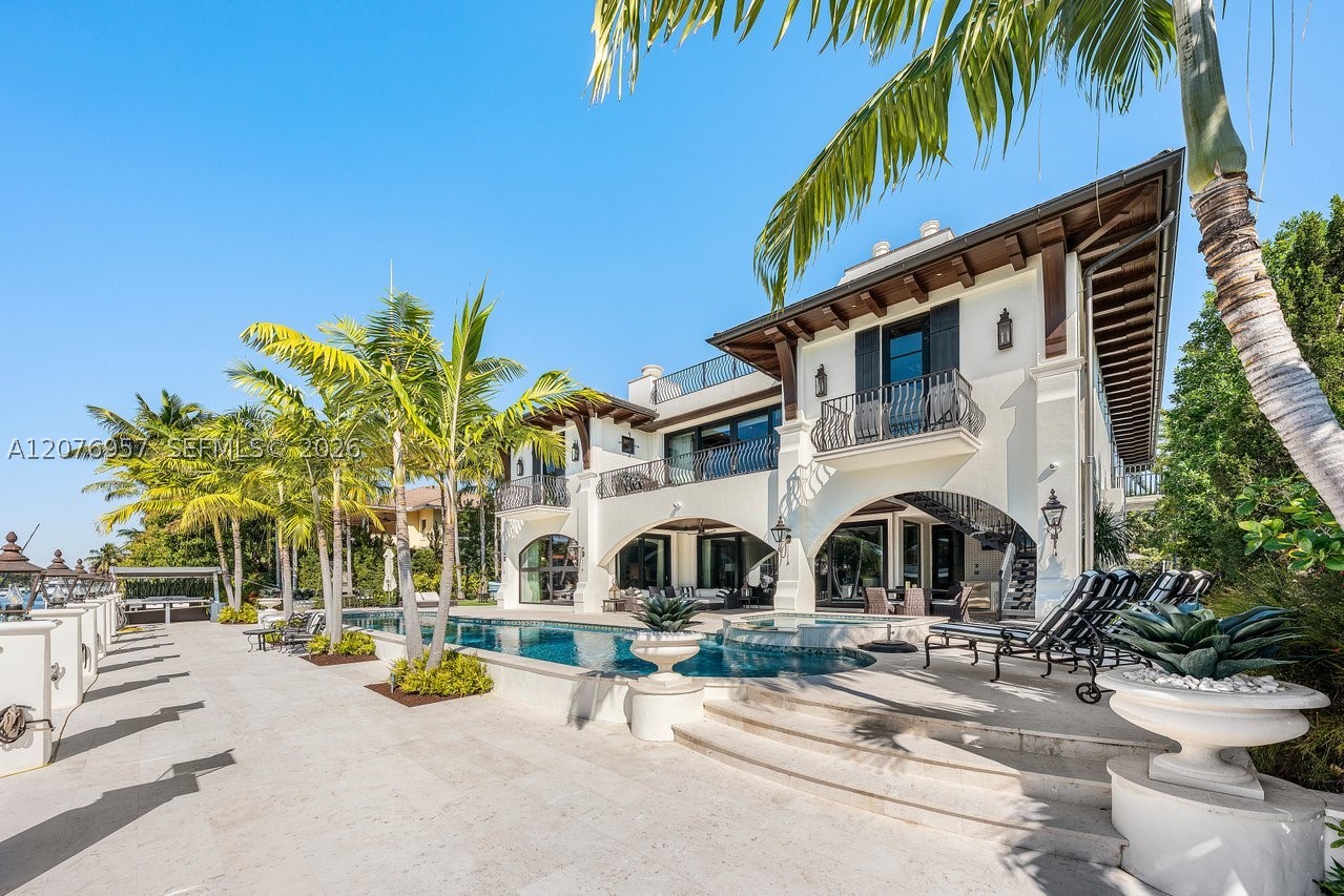 633 Isle Of Palms Dr, Fort Lauderdale FL 33301