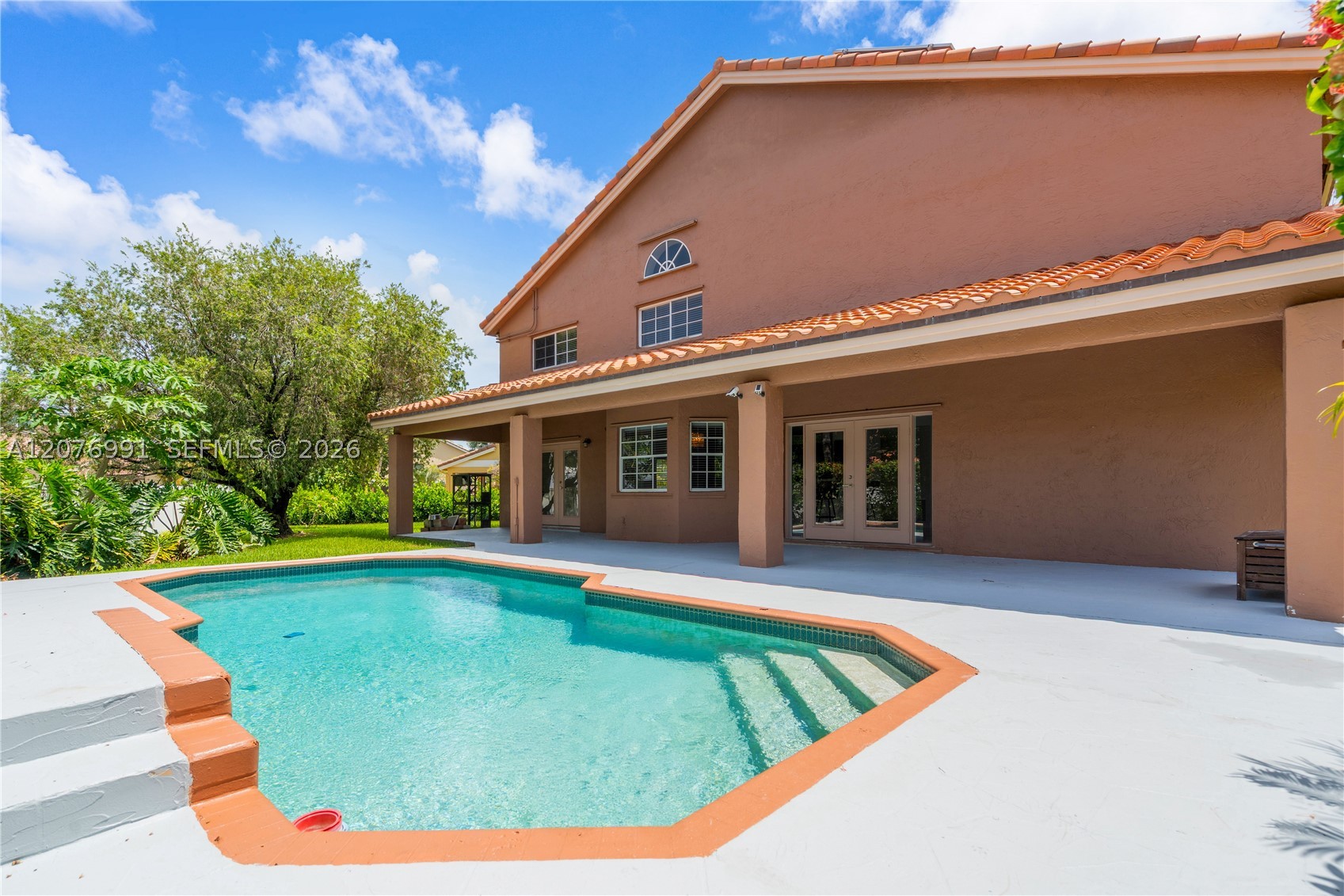 950 NW 197th Ter, Pembroke Pines FL 33029