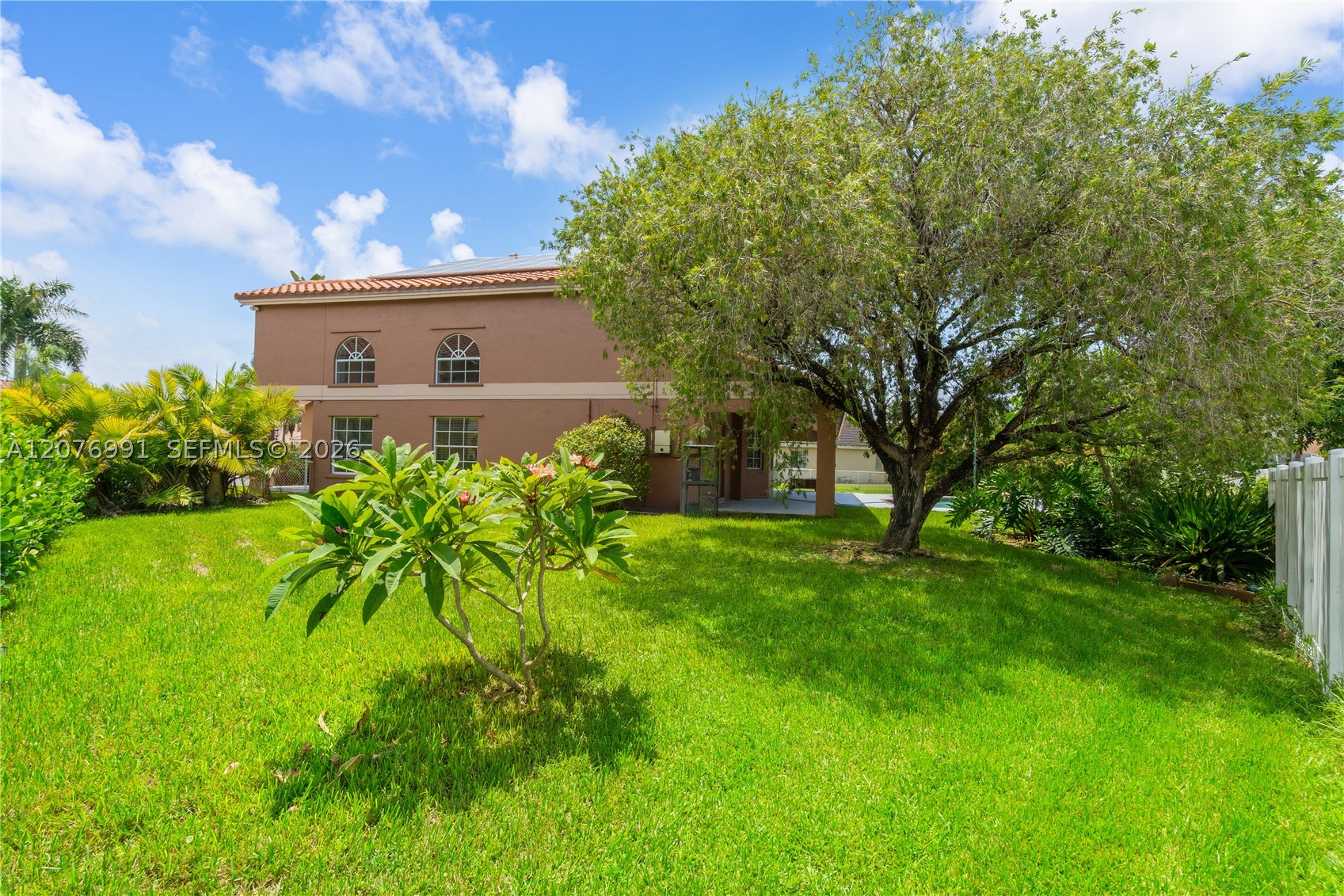 950 NW 197th Ter, Pembroke Pines FL 33029