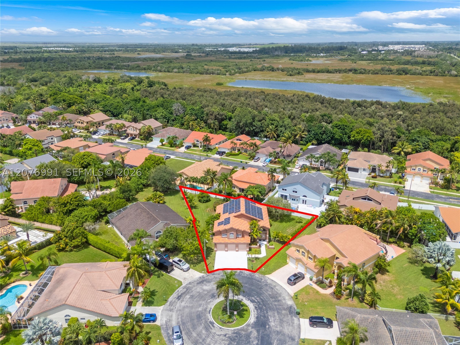 950 NW 197th Ter, Pembroke Pines FL 33029