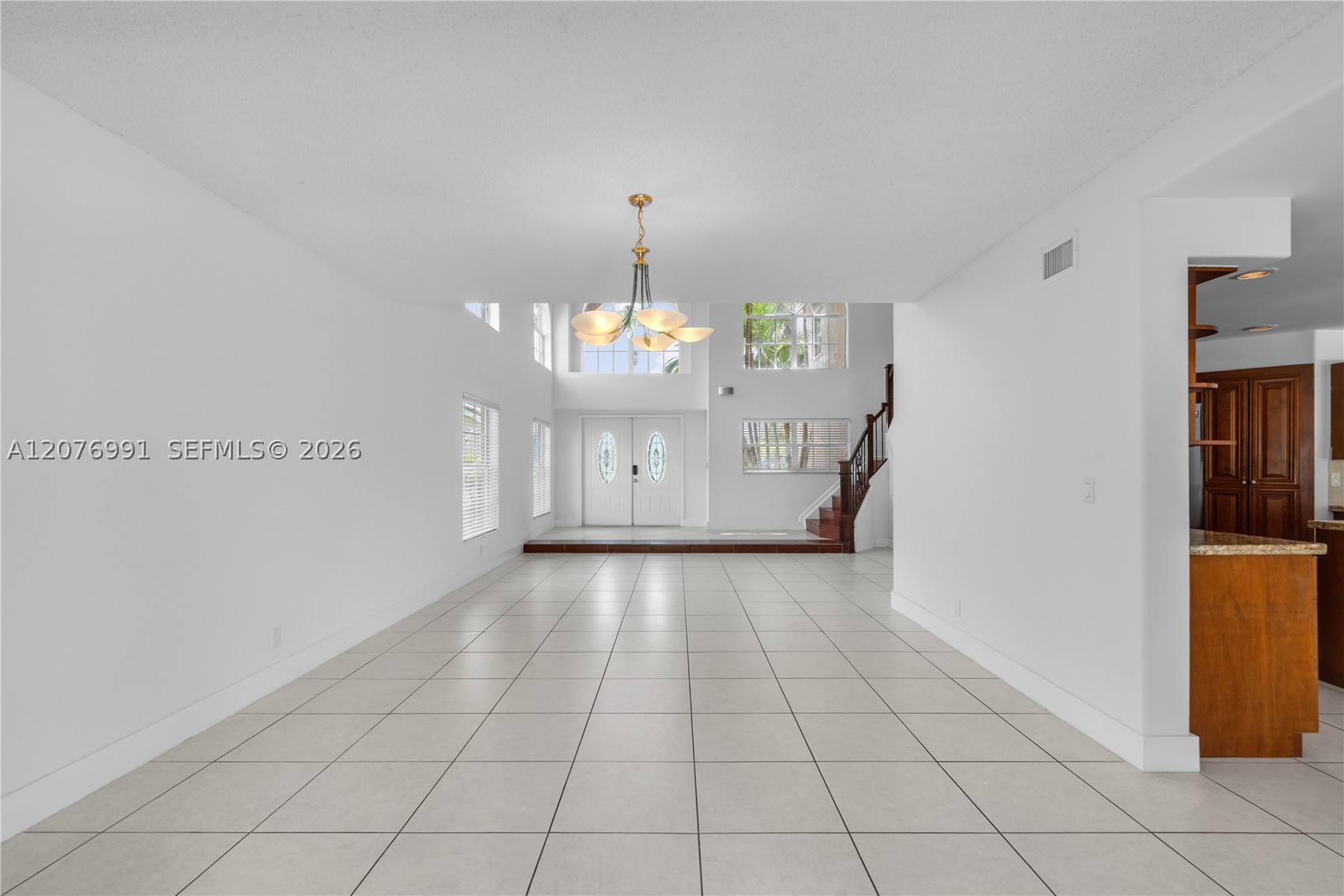 950 NW 197th Ter, Pembroke Pines FL 33029