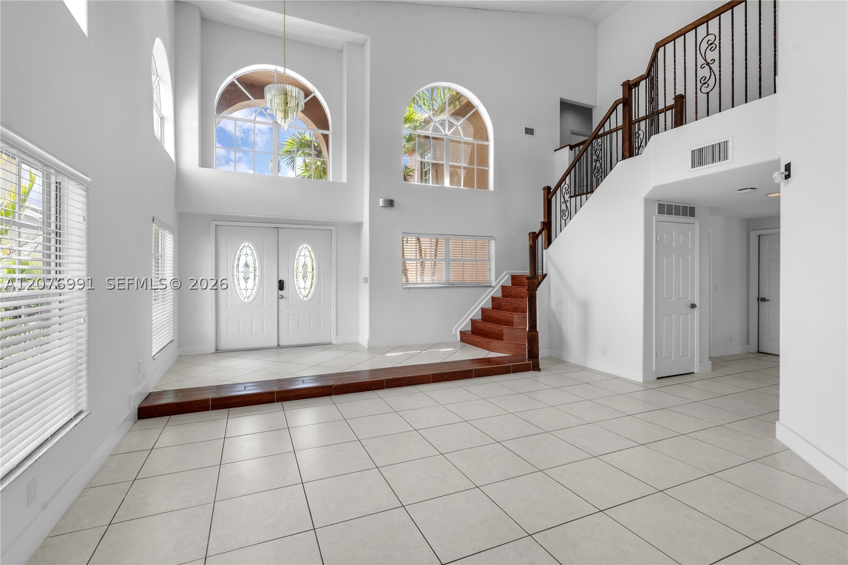 950 NW 197th Ter, Pembroke Pines FL 33029