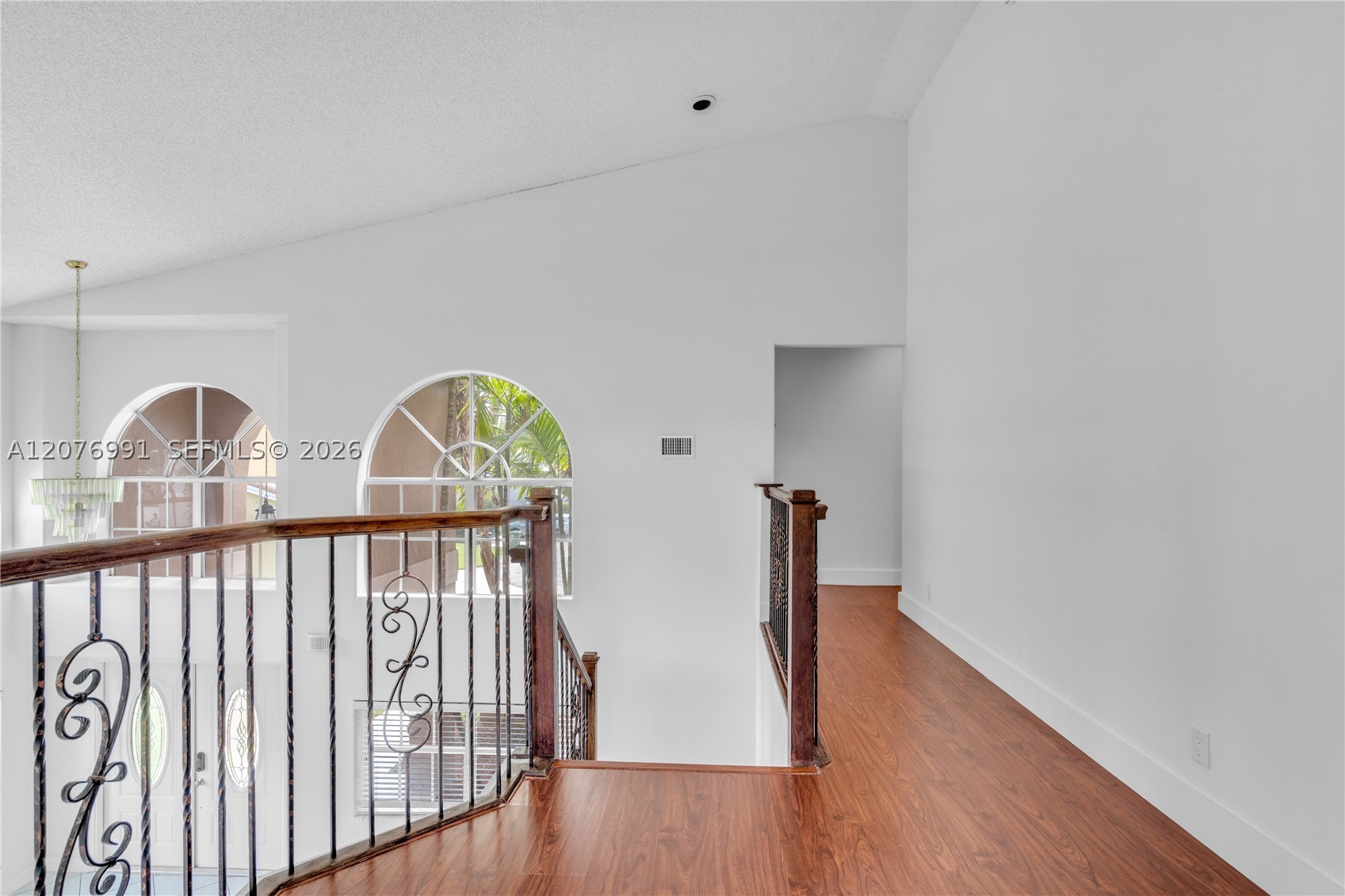 950 NW 197th Ter, Pembroke Pines FL 33029