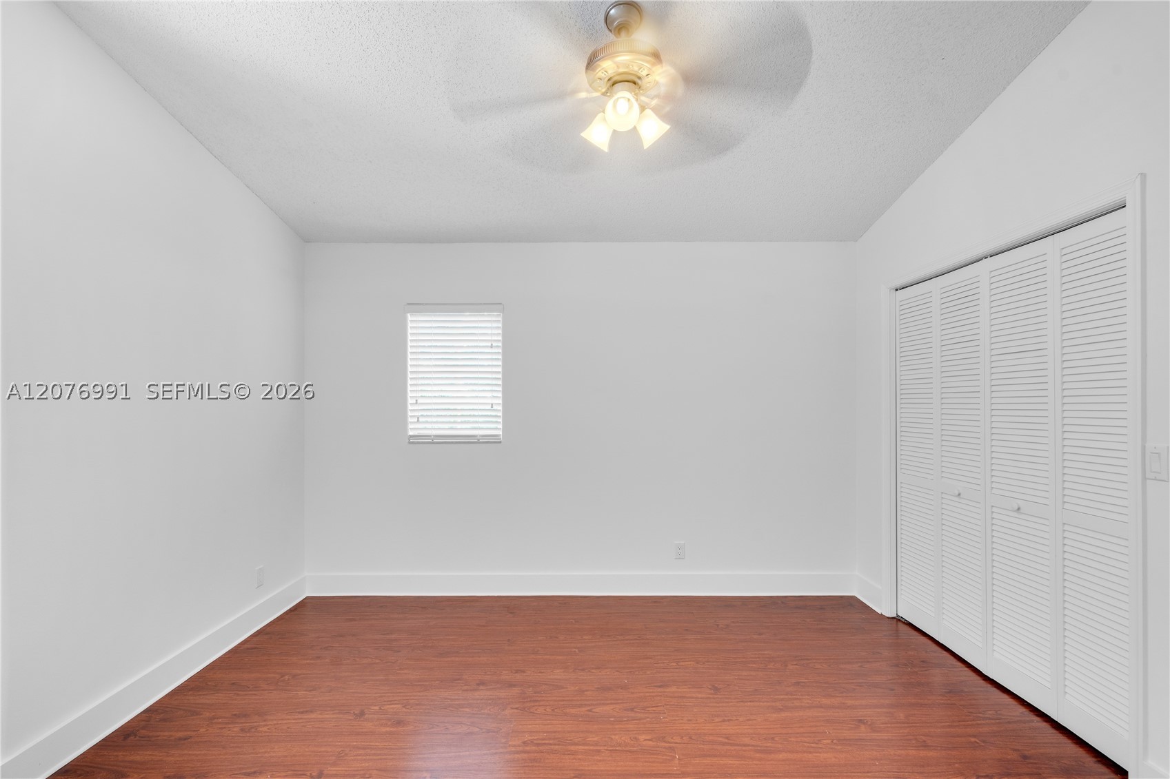 950 NW 197th Ter, Pembroke Pines FL 33029