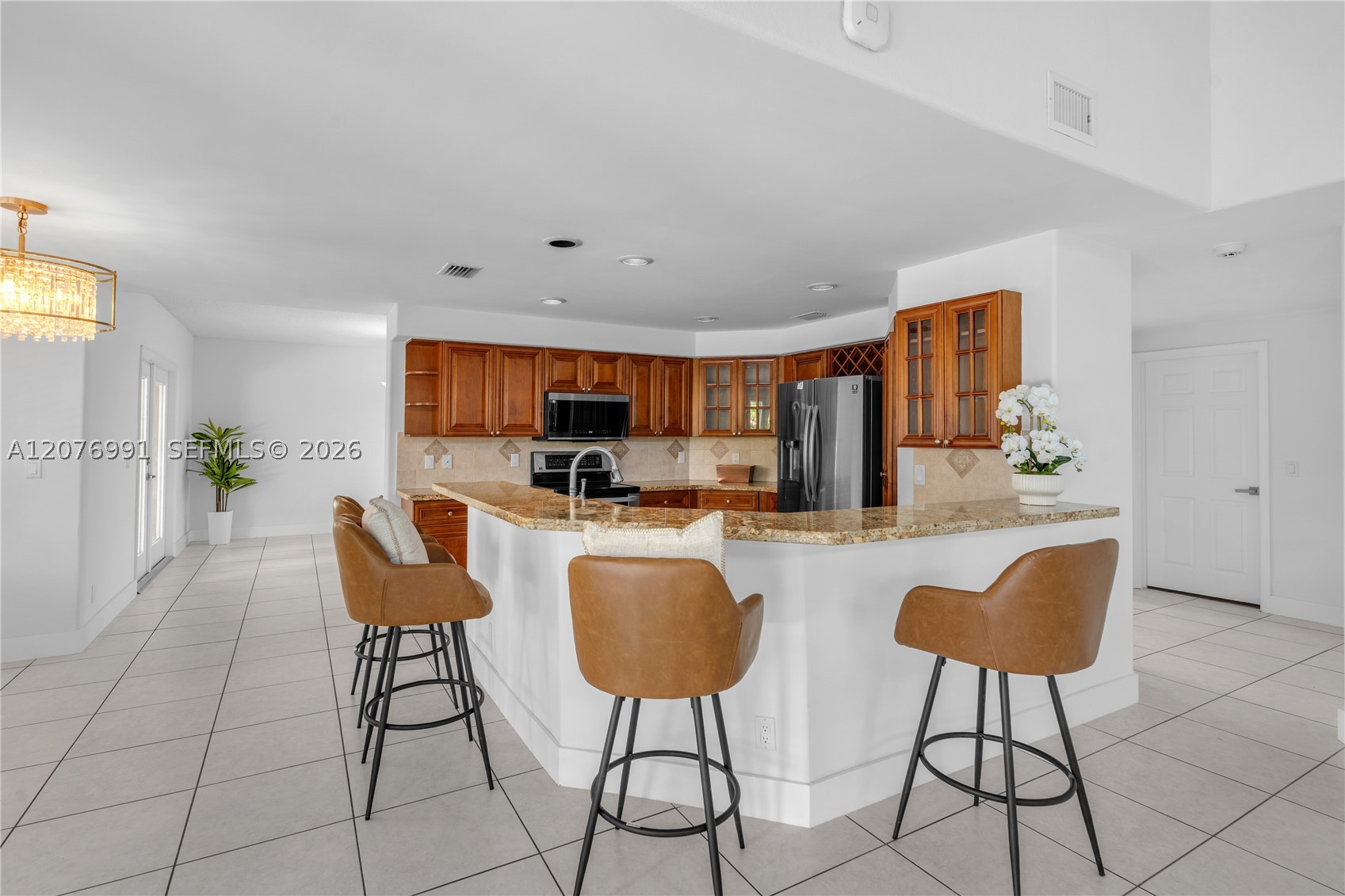 950 NW 197th Ter, Pembroke Pines FL 33029