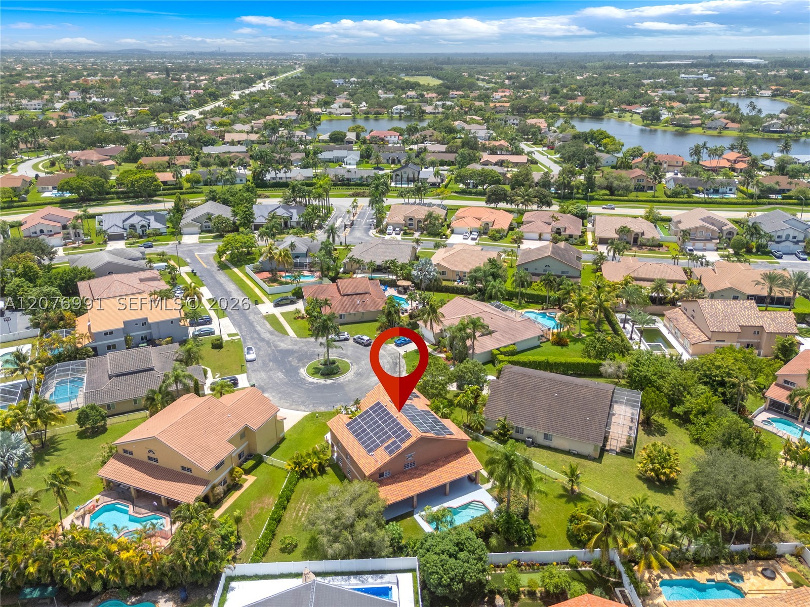 950 NW 197th Ter, Pembroke Pines FL 33029