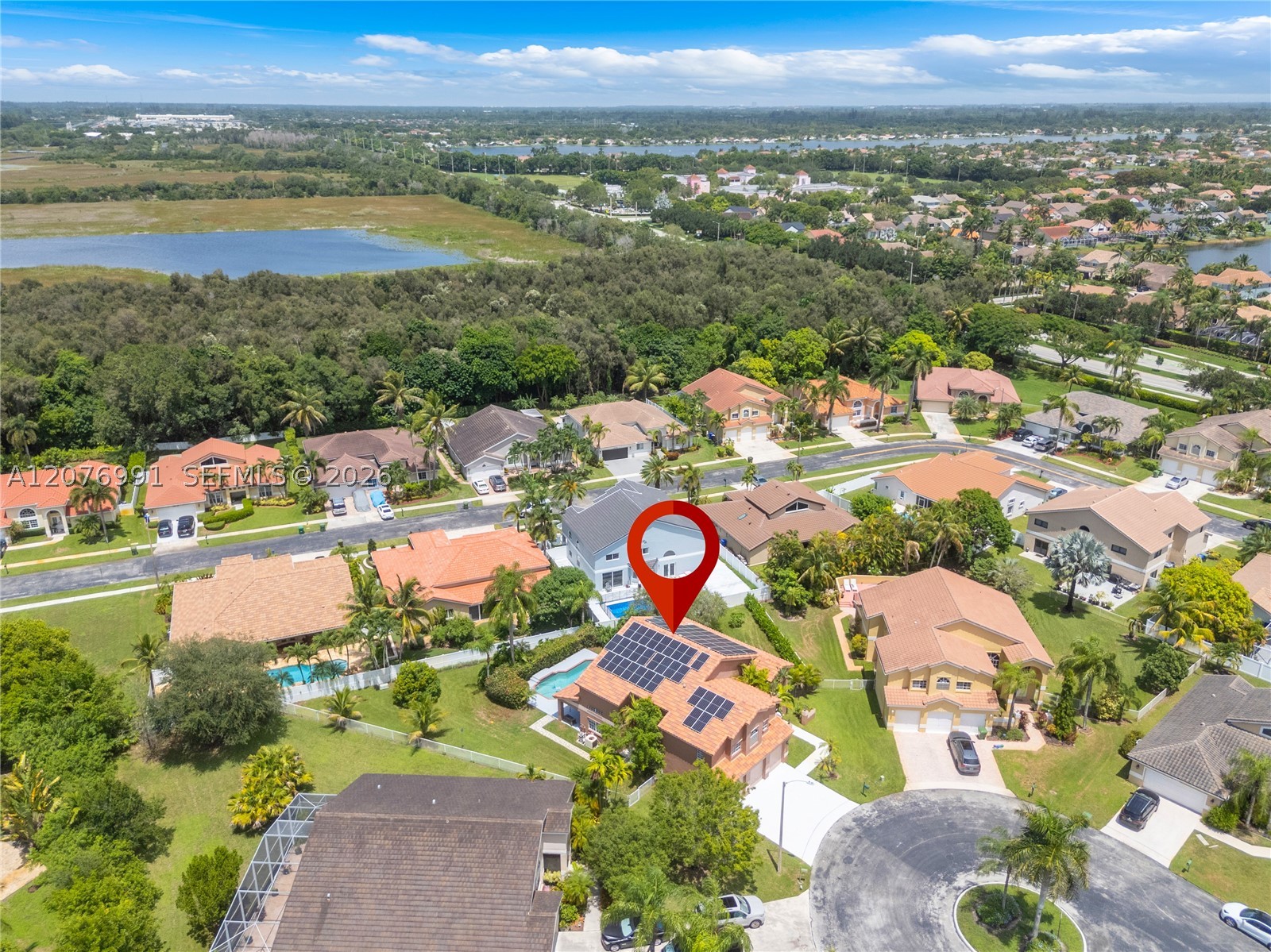 950 NW 197th Ter, Pembroke Pines FL 33029