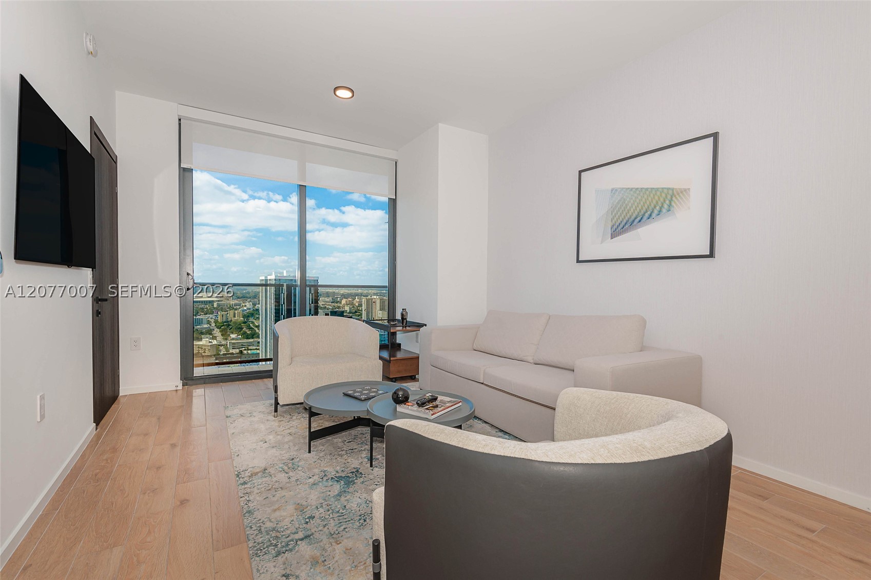 398 NE 5TH #4118, Miami FL 33132