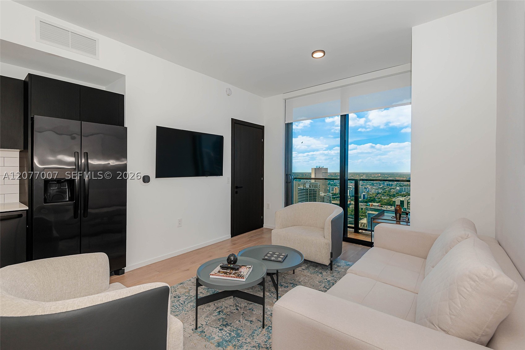 398 NE 5TH #4118, Miami FL 33132