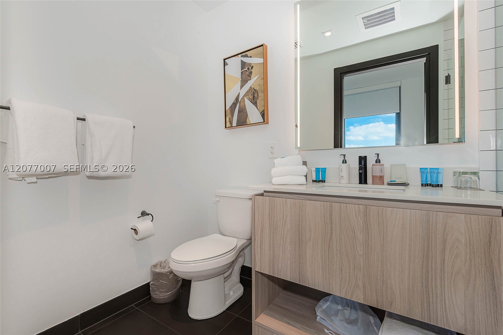 398 NE 5TH #4118, Miami FL 33132