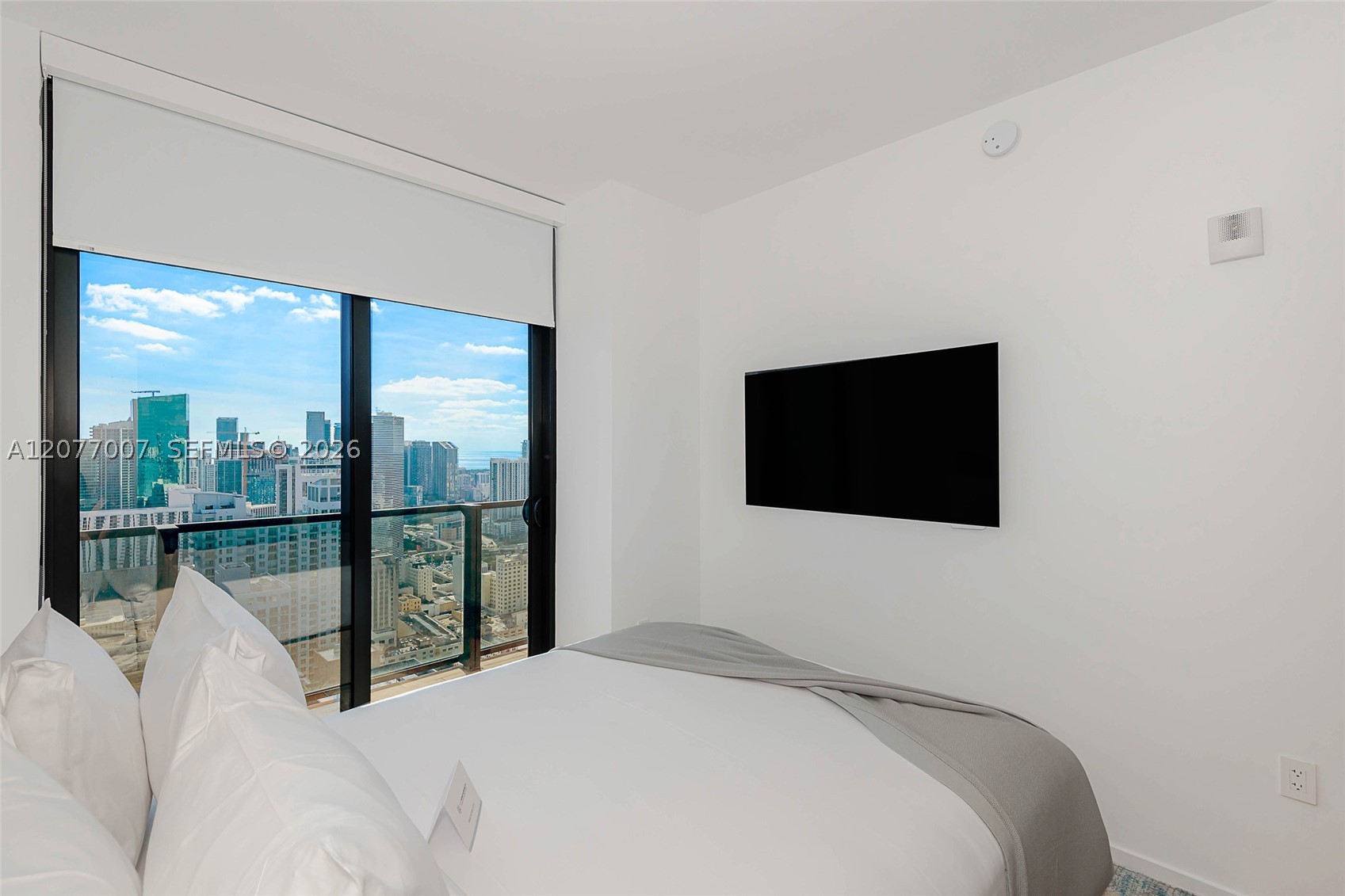 398 NE 5TH #4118, Miami FL 33132