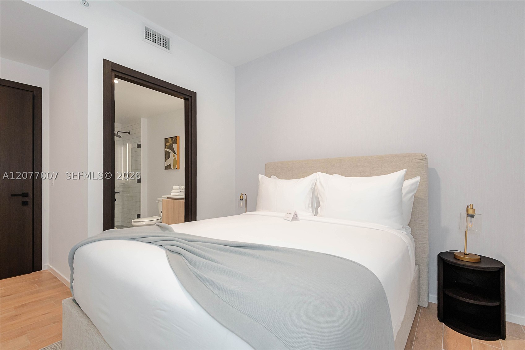 398 NE 5TH #4118, Miami FL 33132