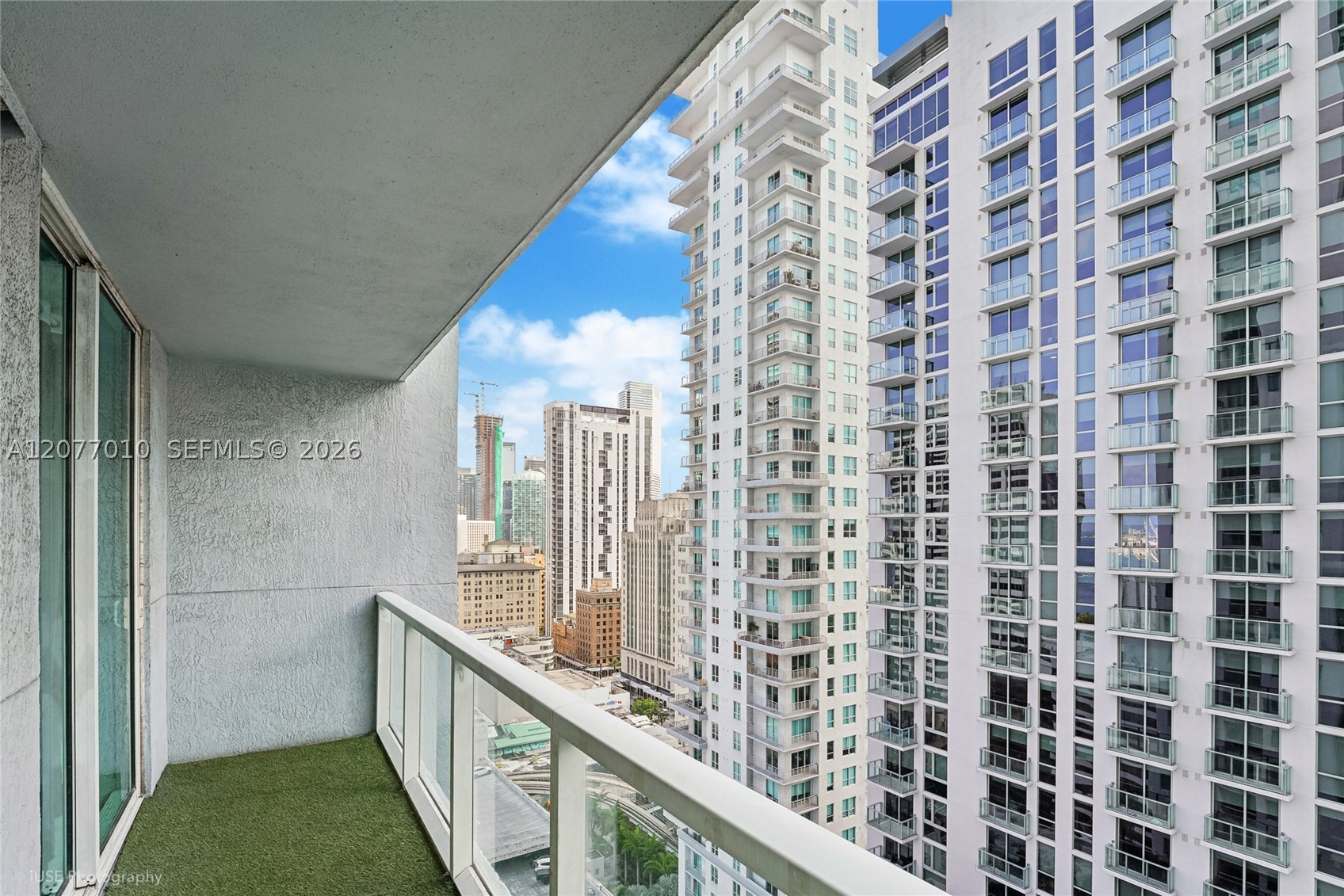 253 NE 2nd St #2104, Miami FL 33132