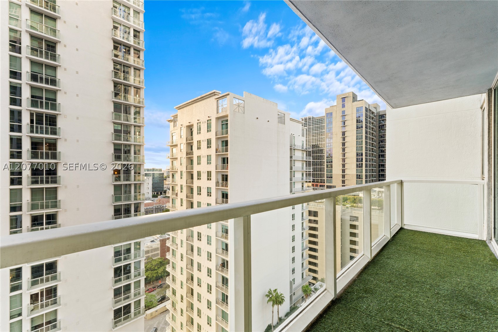 253 NE 2nd St #2104, Miami FL 33132