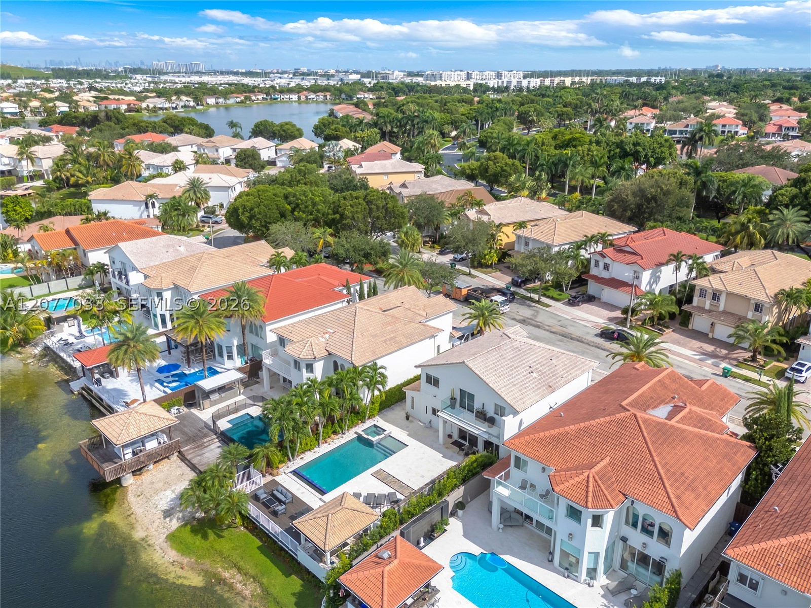 11101 NW 72nd Ter, Doral FL 33178