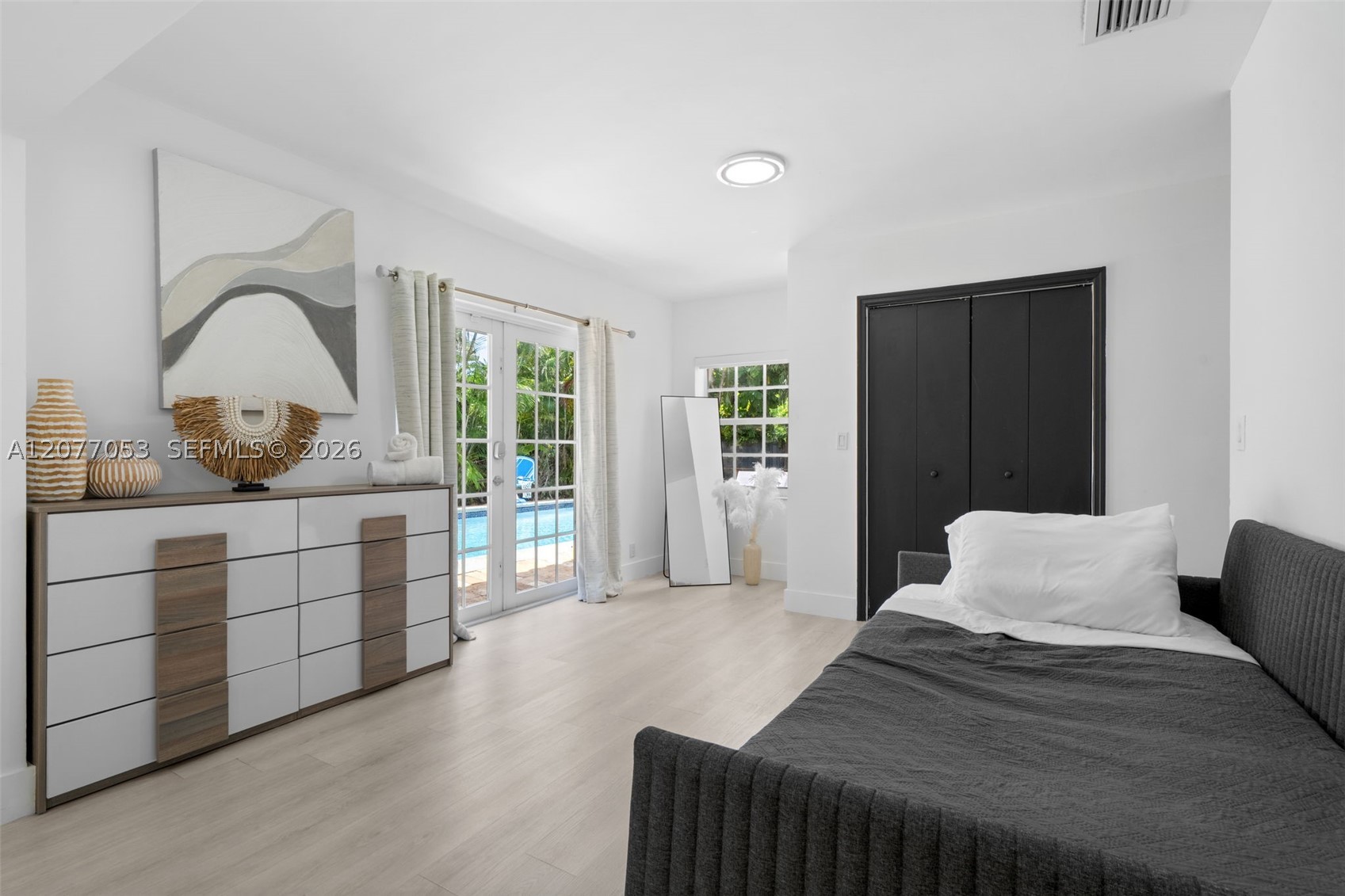 1308 Seabreeze Blvd, Fort Lauderdale FL 33316