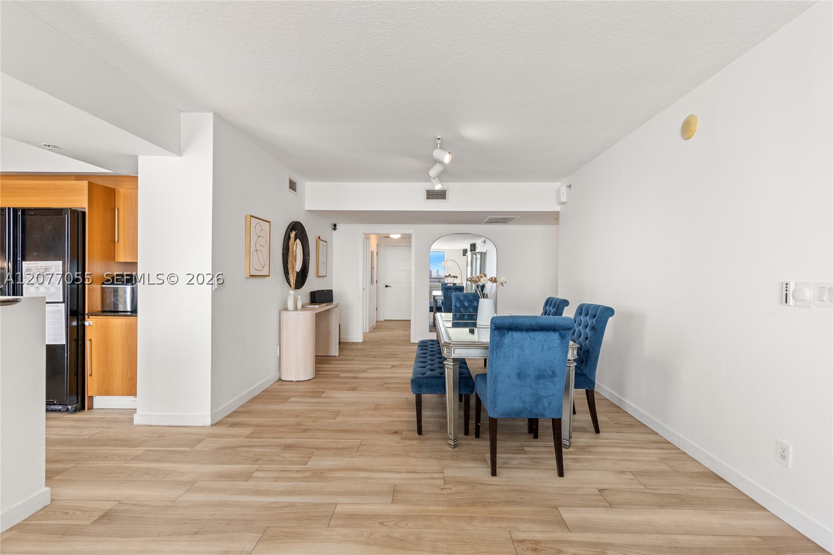 325 S Biscayne Blvd #2723, Miami FL 33131