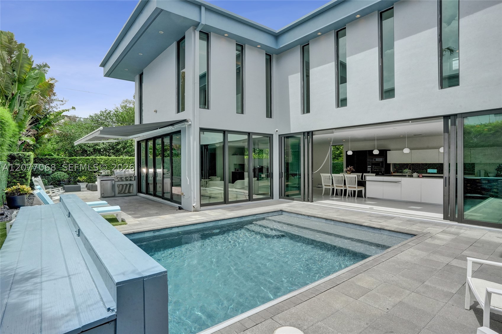 129 N Victoria Park Rd, Fort Lauderdale FL 33301
