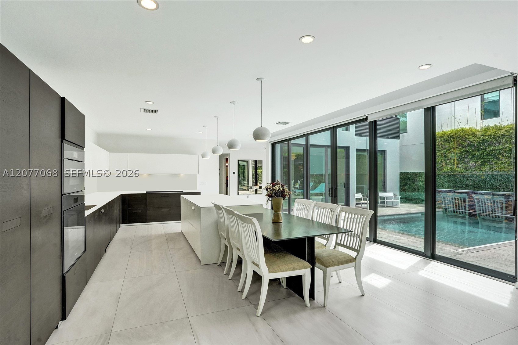 129 N Victoria Park Rd, Fort Lauderdale FL 33301