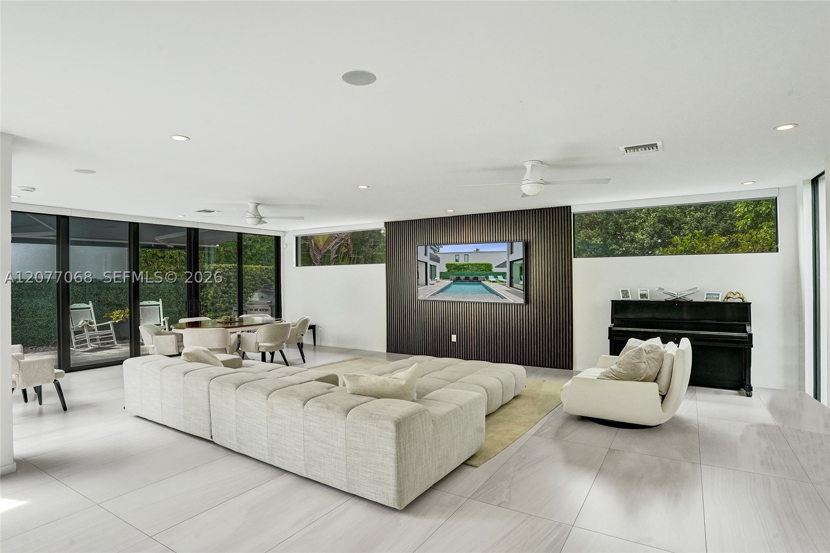 129 N Victoria Park Rd, Fort Lauderdale FL 33301