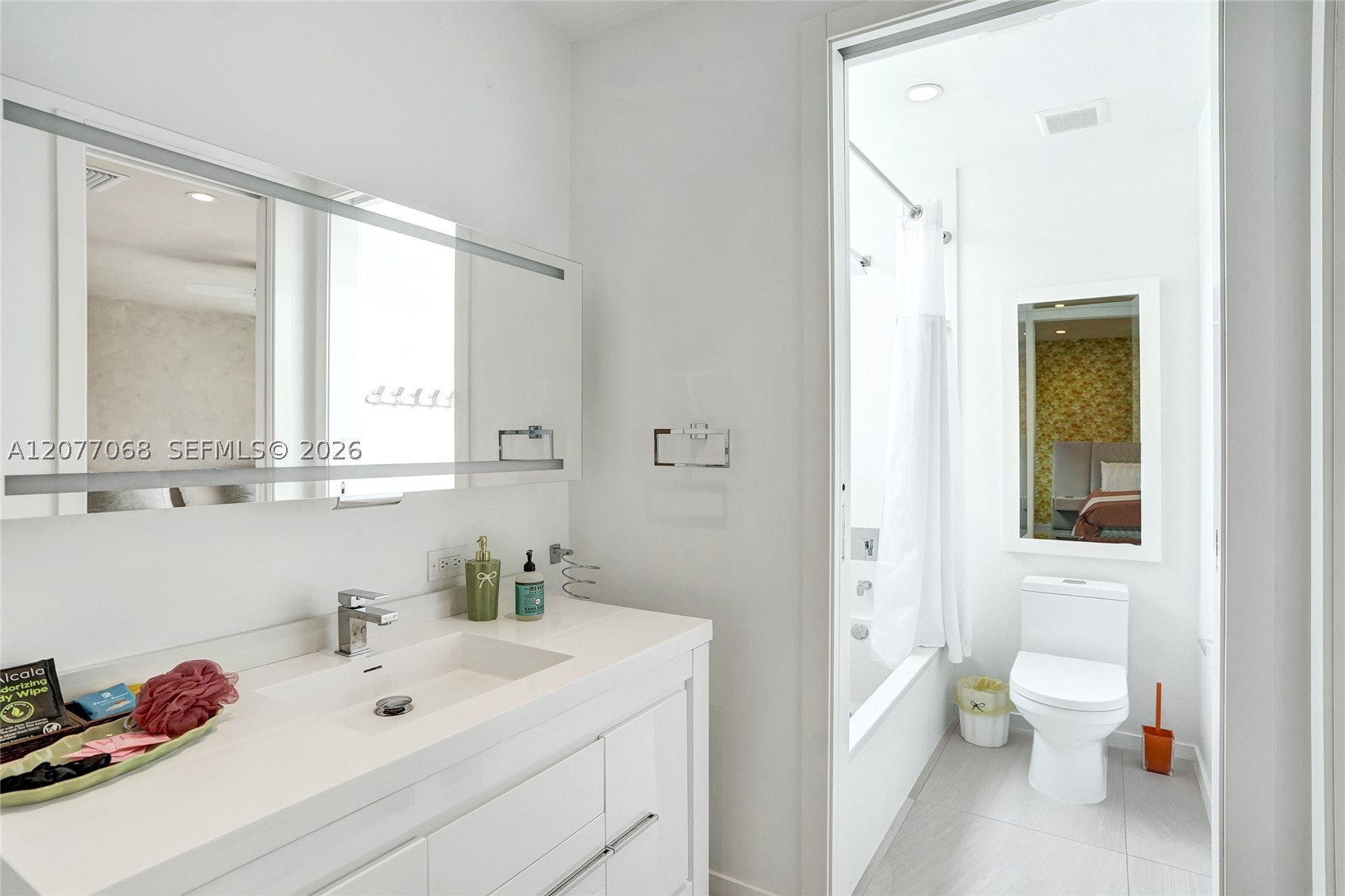 129 N Victoria Park Rd, Fort Lauderdale FL 33301