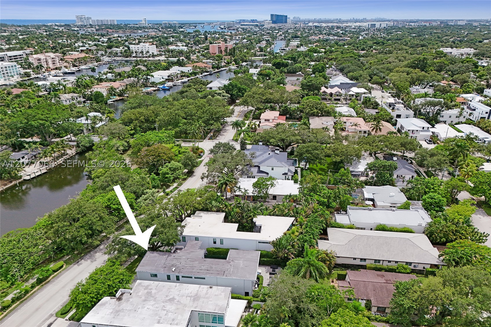 129 N Victoria Park Rd, Fort Lauderdale FL 33301
