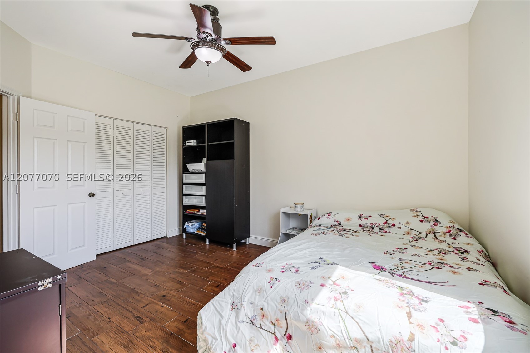 1928 Water Ridge Dr, Weston FL 33326