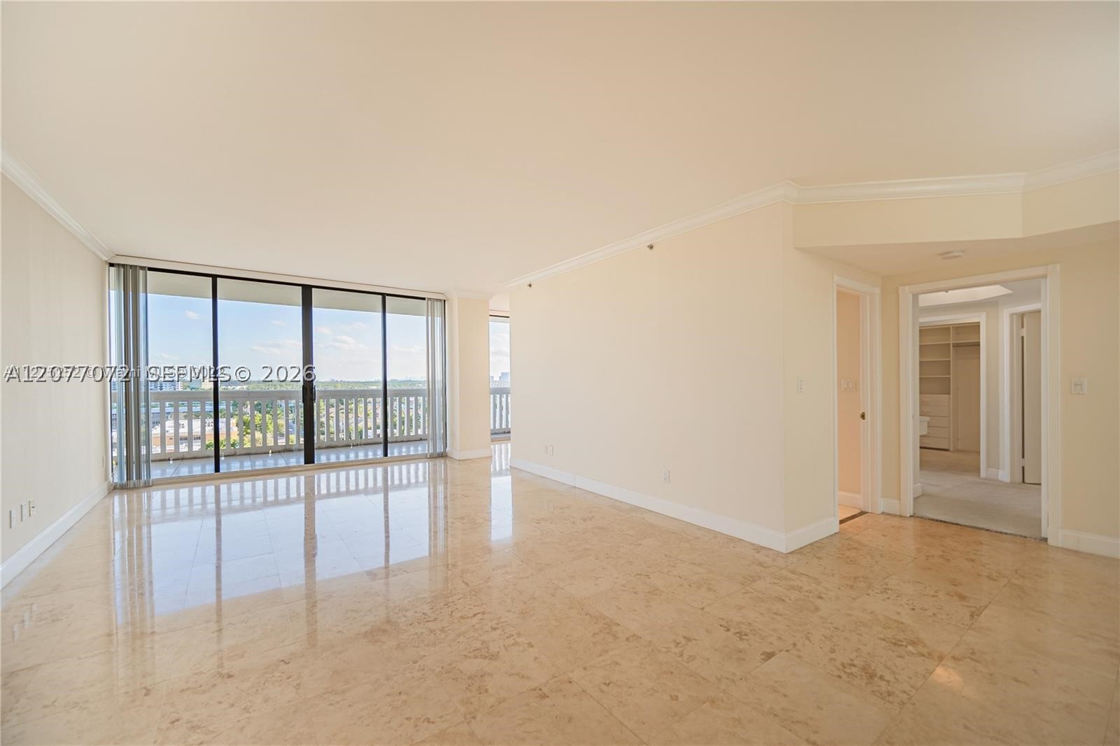 2000 Island Blvd #908, Aventura FL 33160