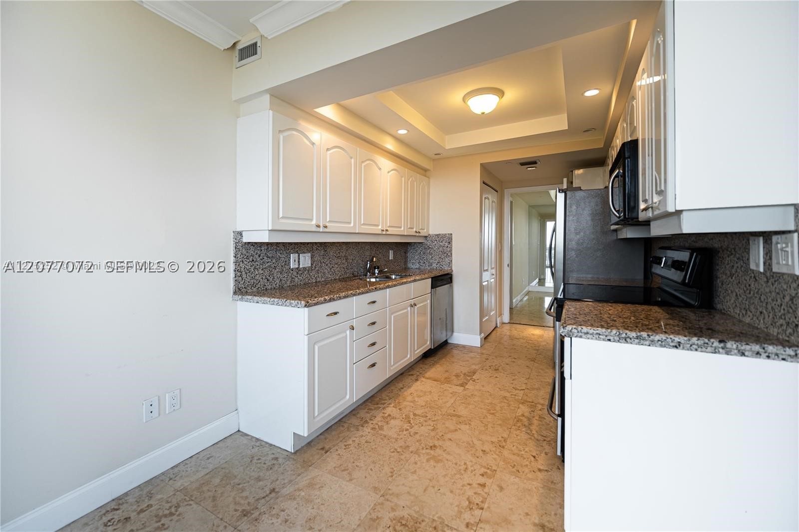 2000 Island Blvd #908, Aventura FL 33160