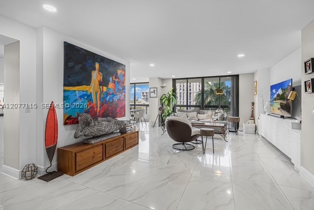 3500 Mystic Pointe Dr #604, Aventura FL 33180