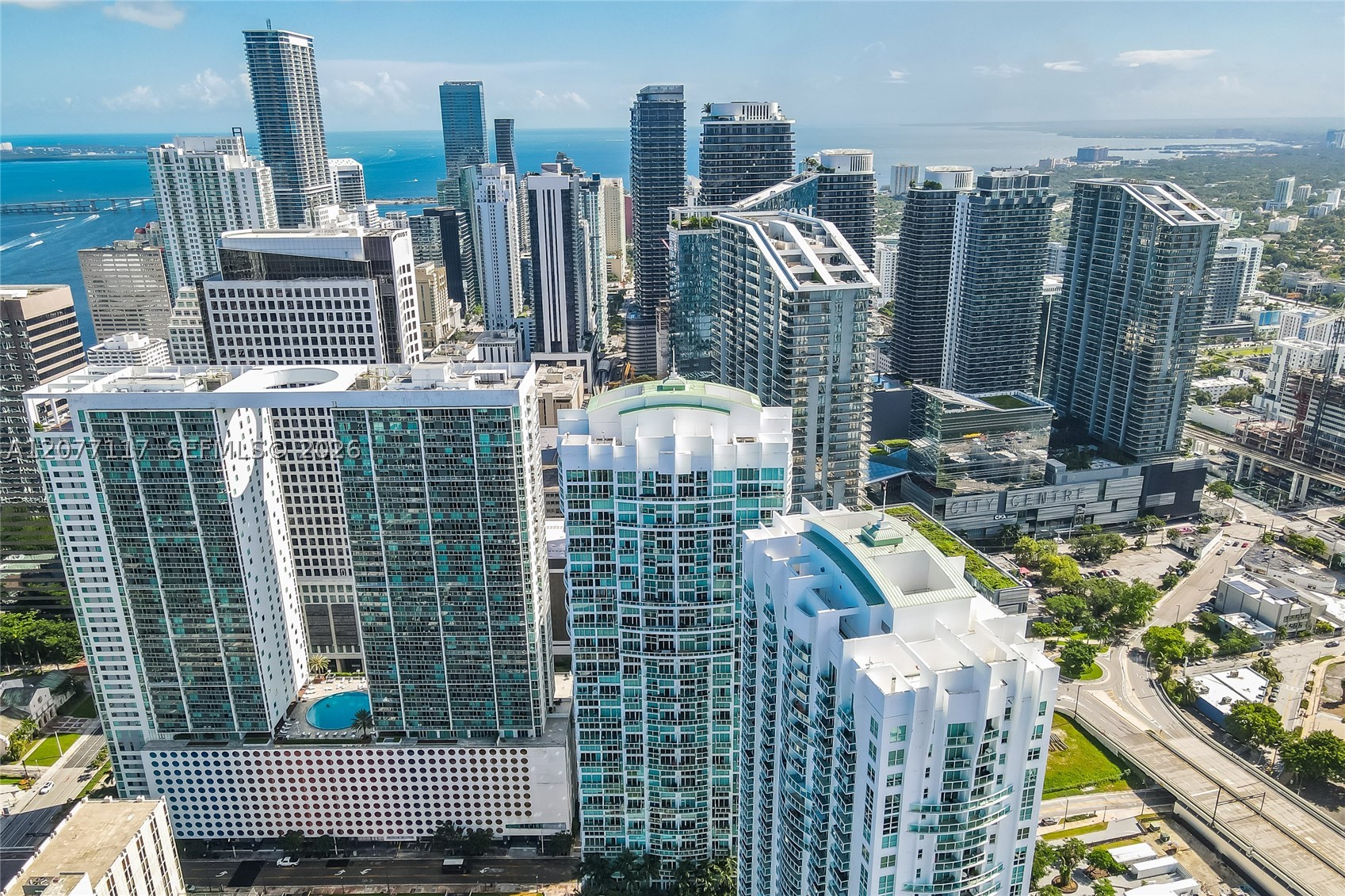41 SE 5th St #807, Miami FL 33131
