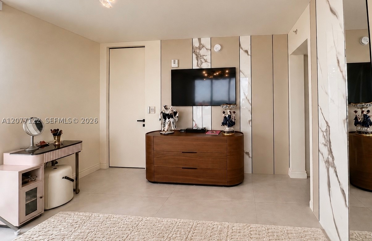 16699 Collins Ave #2907, Sunny Isles Beach FL 33160