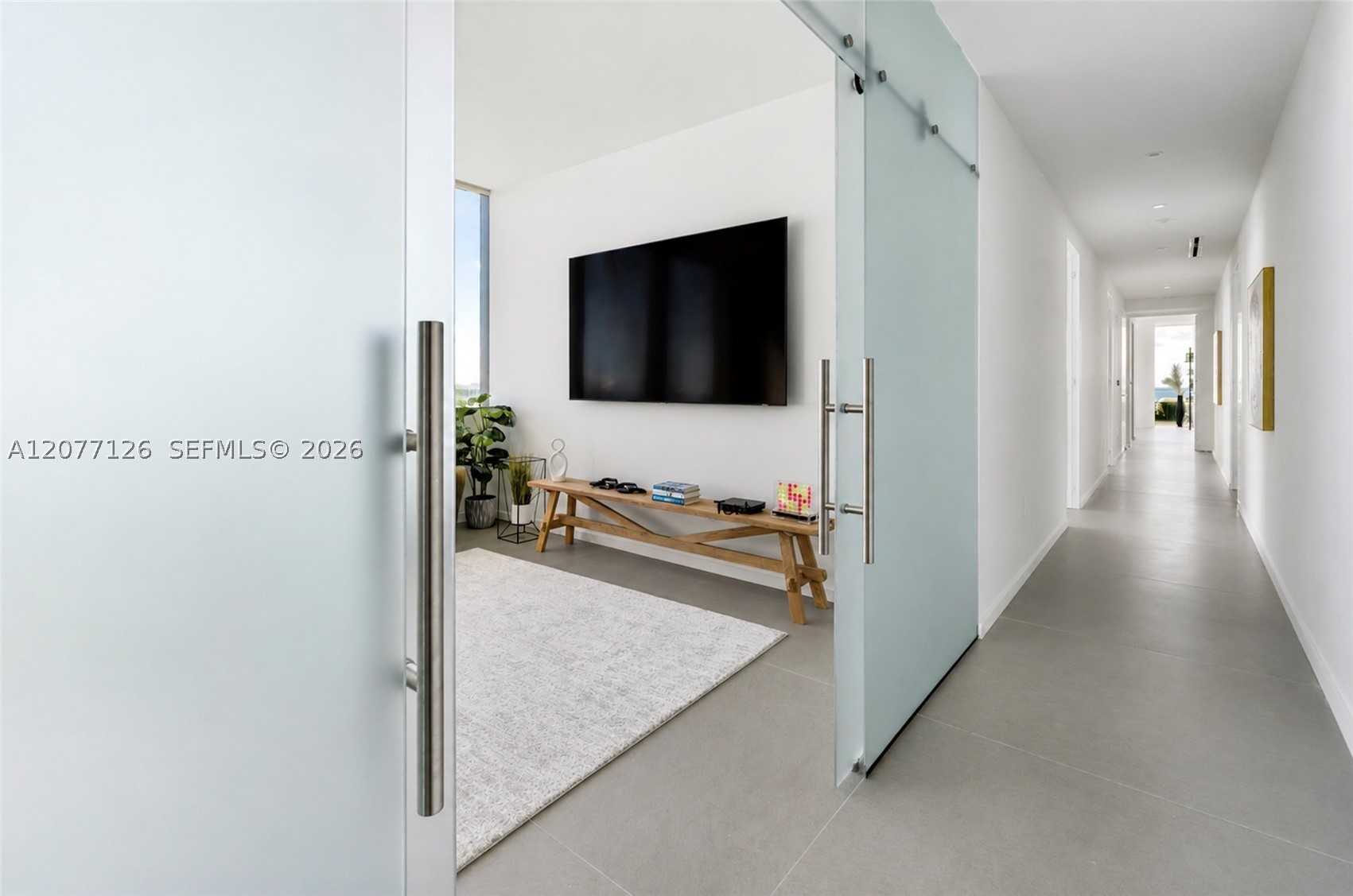 2000 S Ocean Dr #31B, Hallandale Beach FL 33009