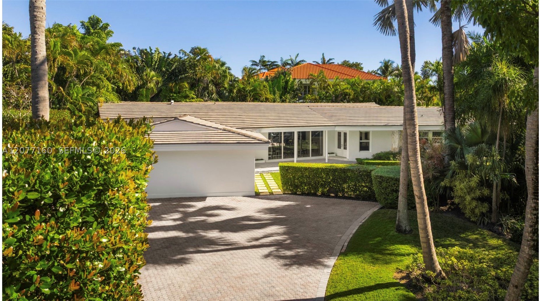 335 Harbor Dr, Key Biscayne FL 33149