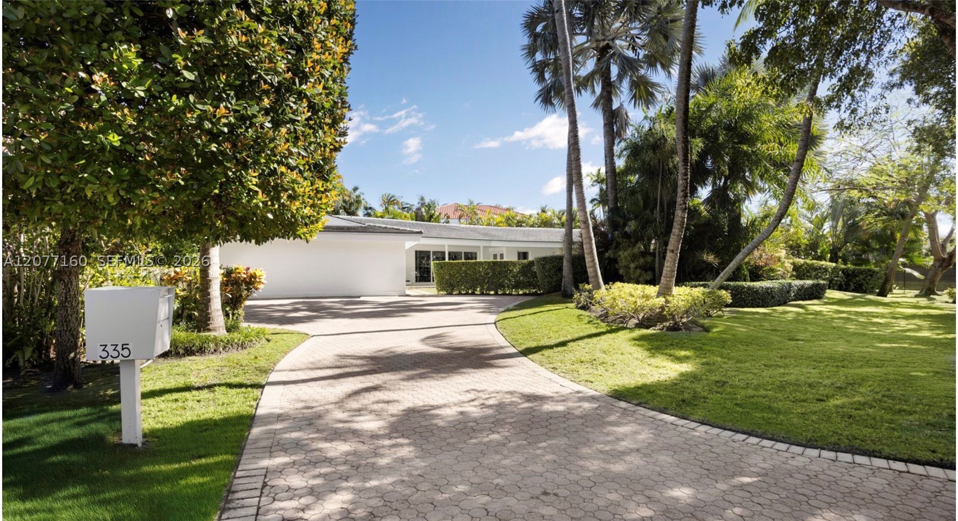 335 Harbor Dr, Key Biscayne FL 33149