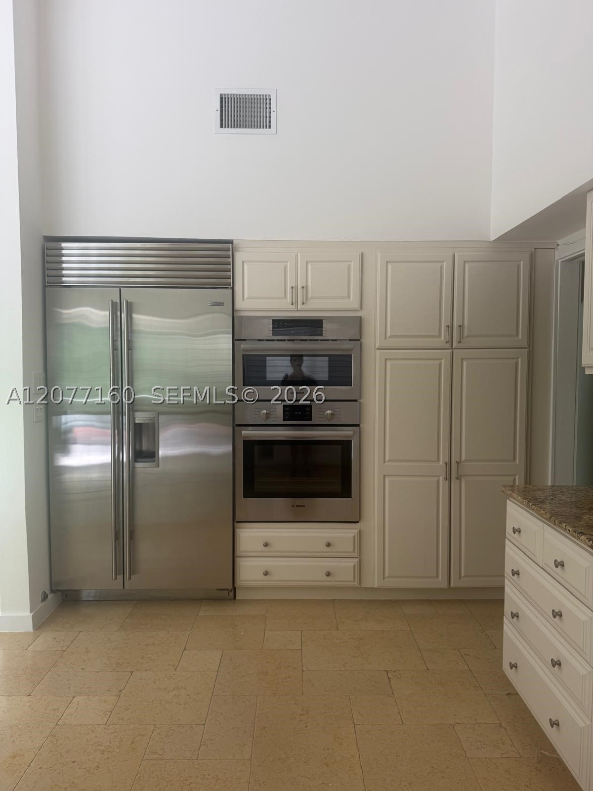 335 Harbor Dr, Key Biscayne FL 33149