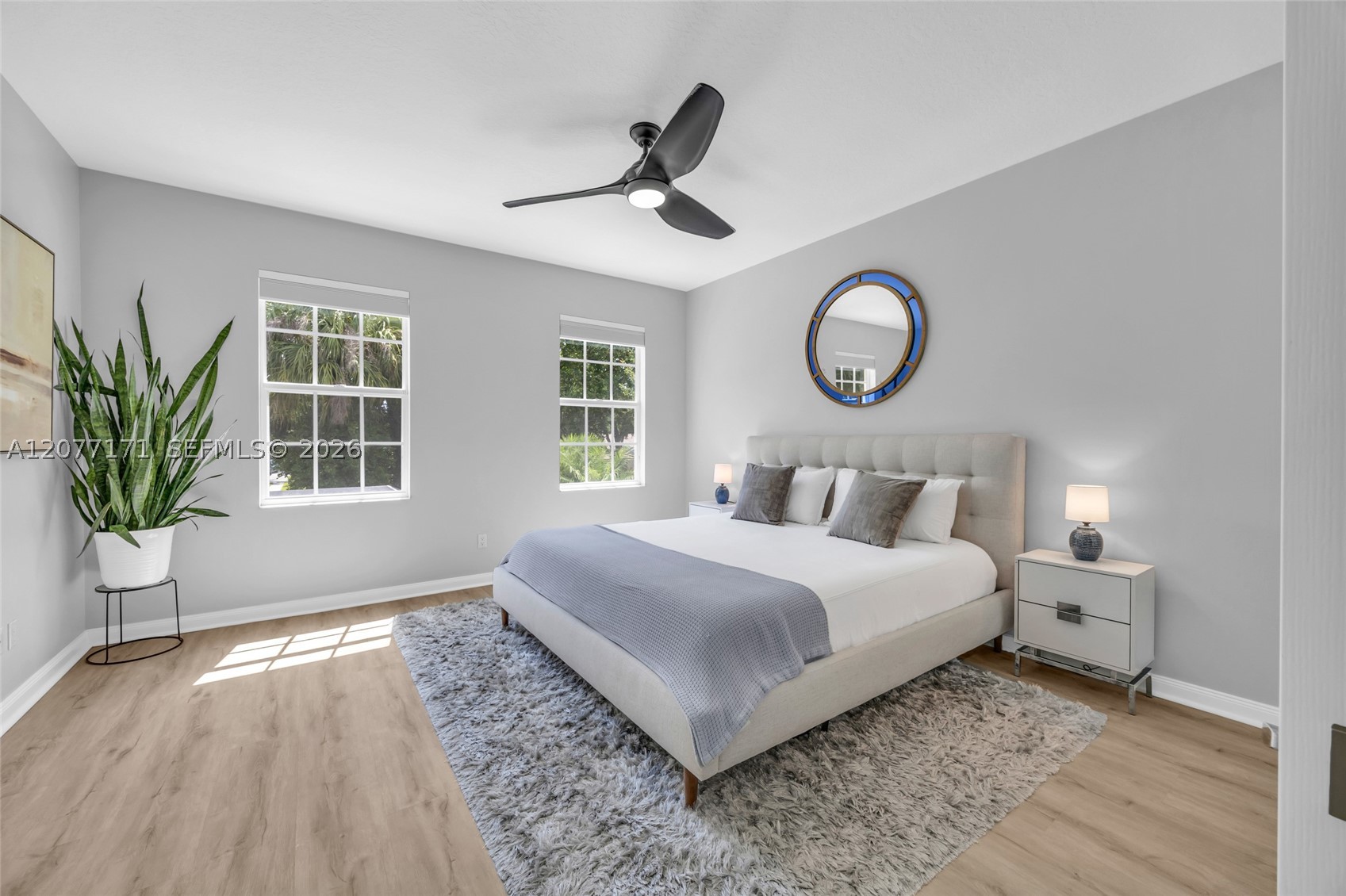 418 Capistrano Dr, Palm Beach Gardens FL 33410