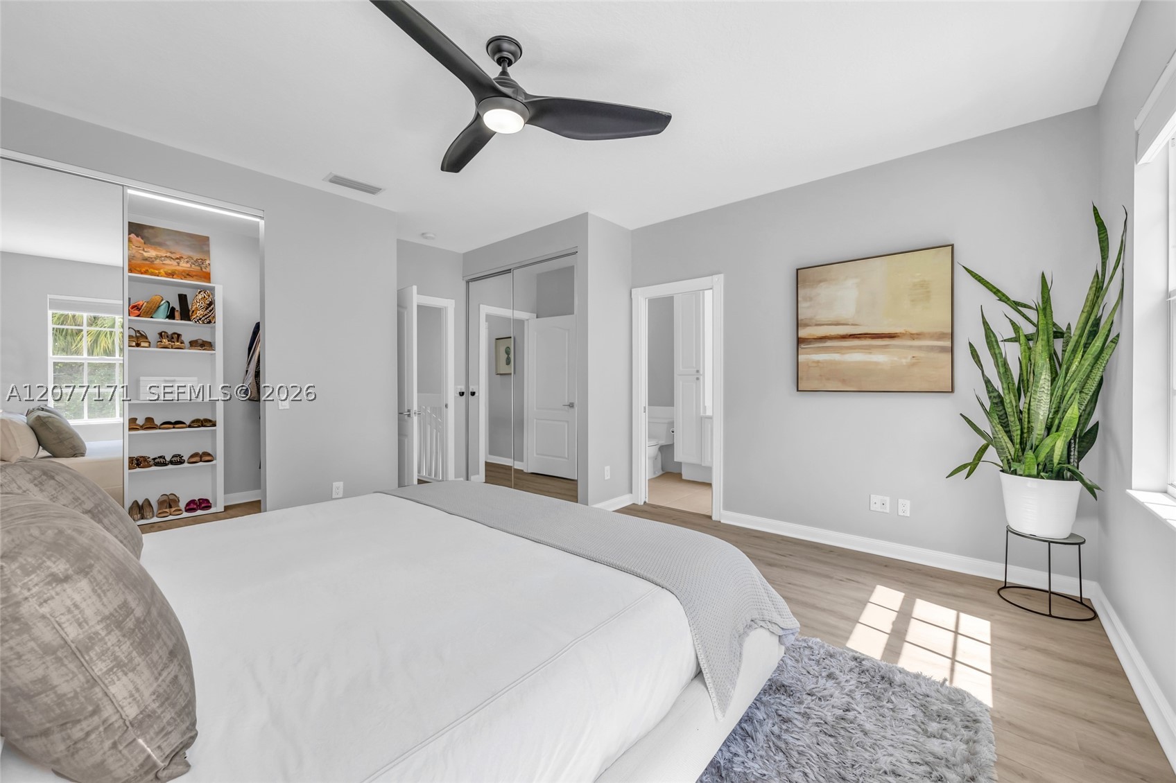 418 Capistrano Dr, Palm Beach Gardens FL 33410