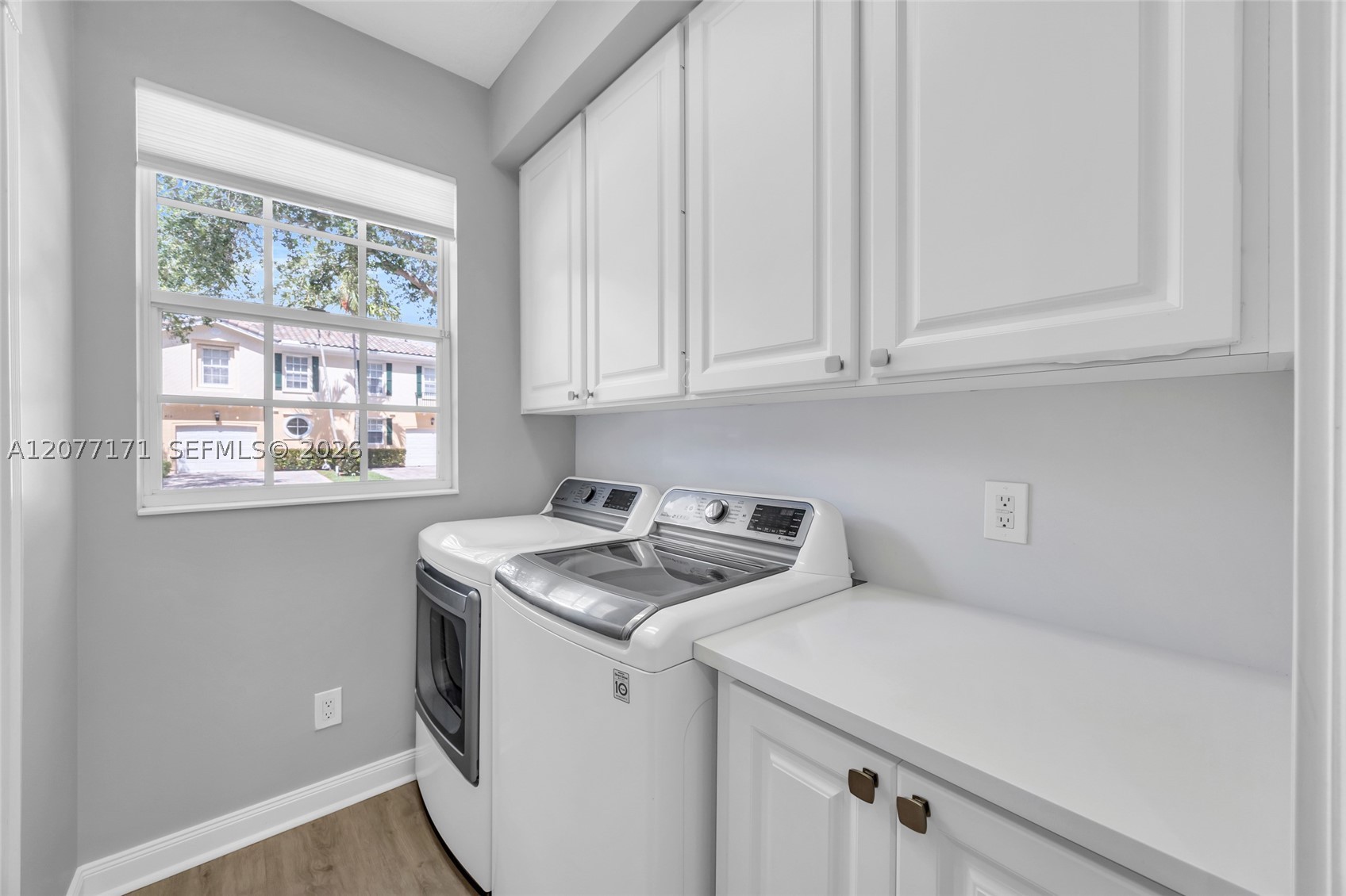 418 Capistrano Dr, Palm Beach Gardens FL 33410
