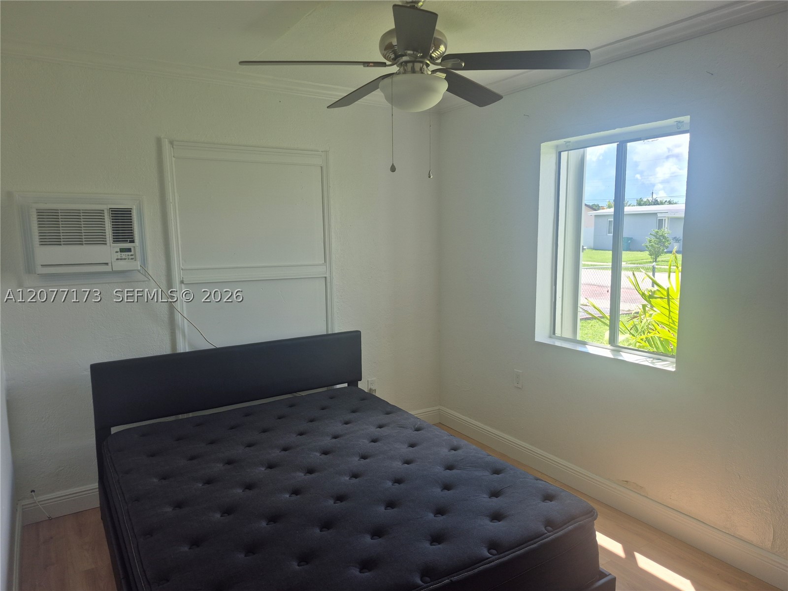 11285 SW 43rd St, Miami FL 33165