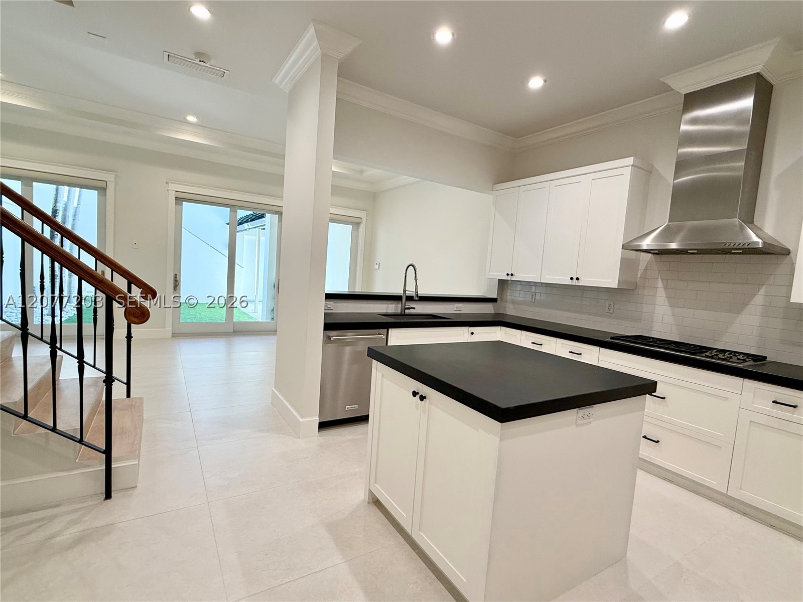 530 Valencia Ave #3, Coral Gables FL 33134