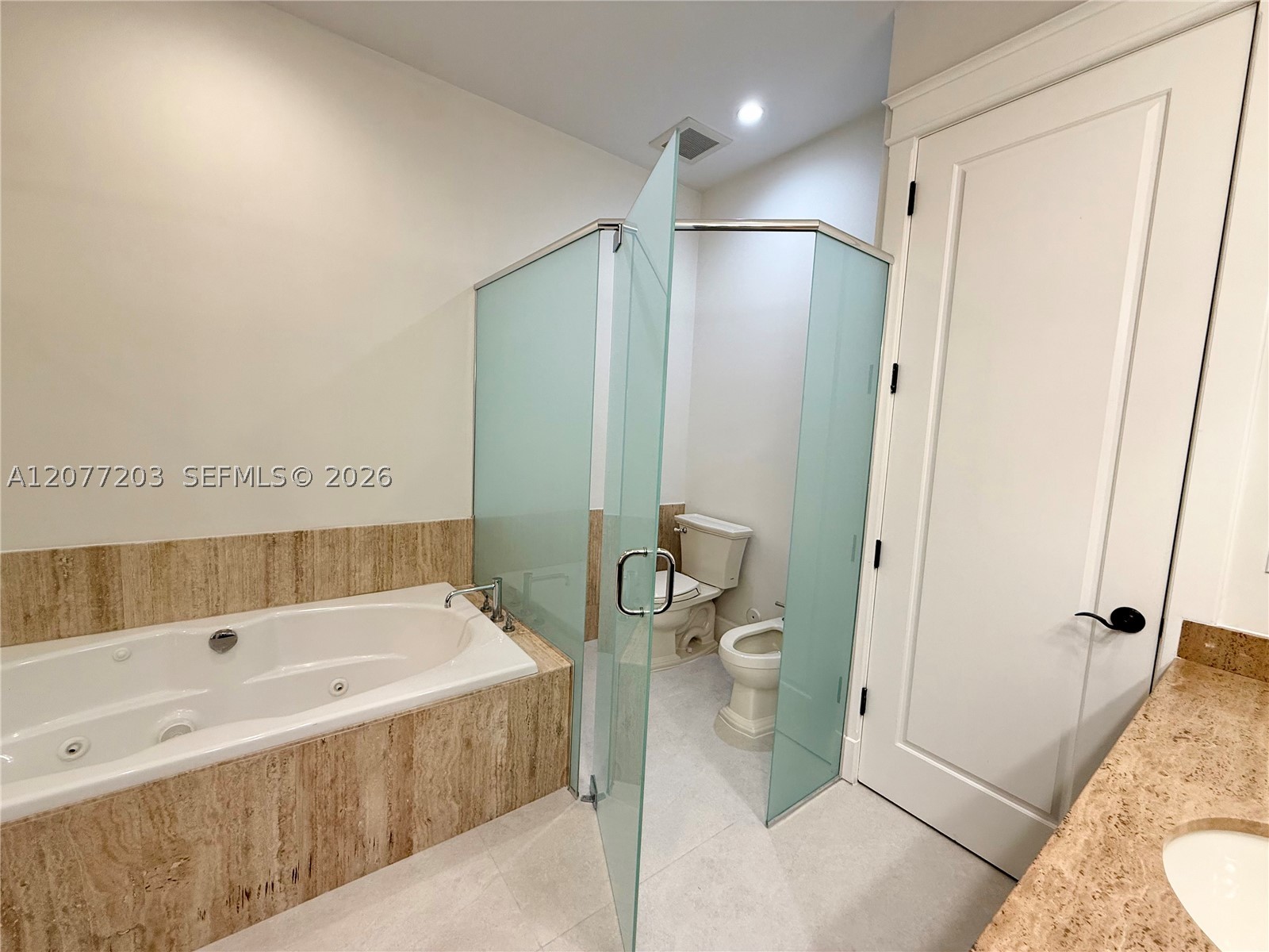 530 Valencia Ave #3, Coral Gables FL 33134