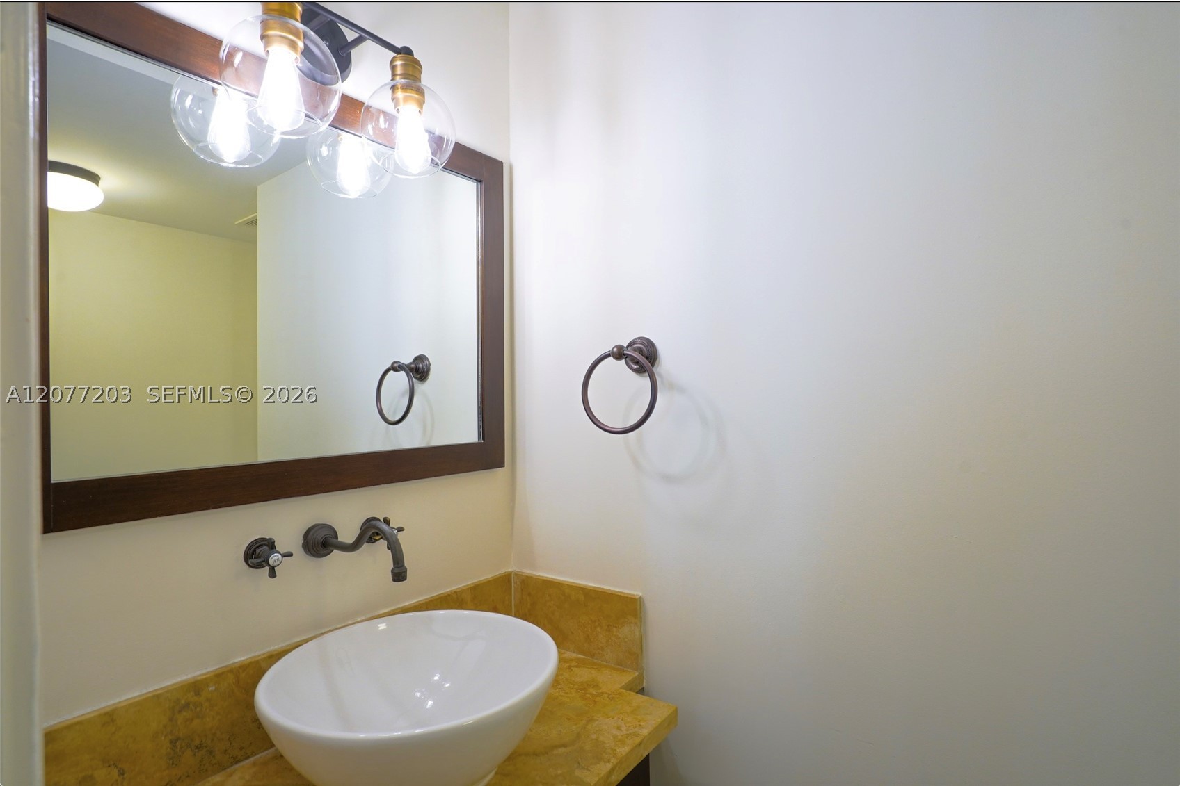 530 Valencia Ave #3, Coral Gables FL 33134